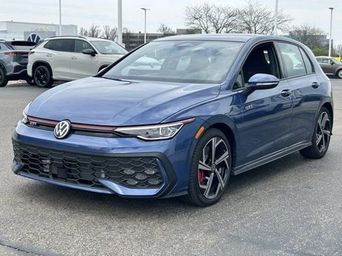 New 2026 Volkswagen GTI SE FWD image 3