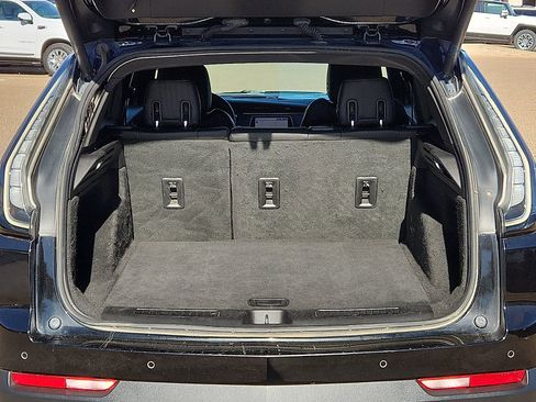 Used 2019 Cadillac XT4 Sport w/ Cold Weather Package image 10