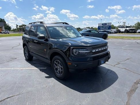 Certified 2022 Ford Bronco Sport Badlands AWD/4WD image 1