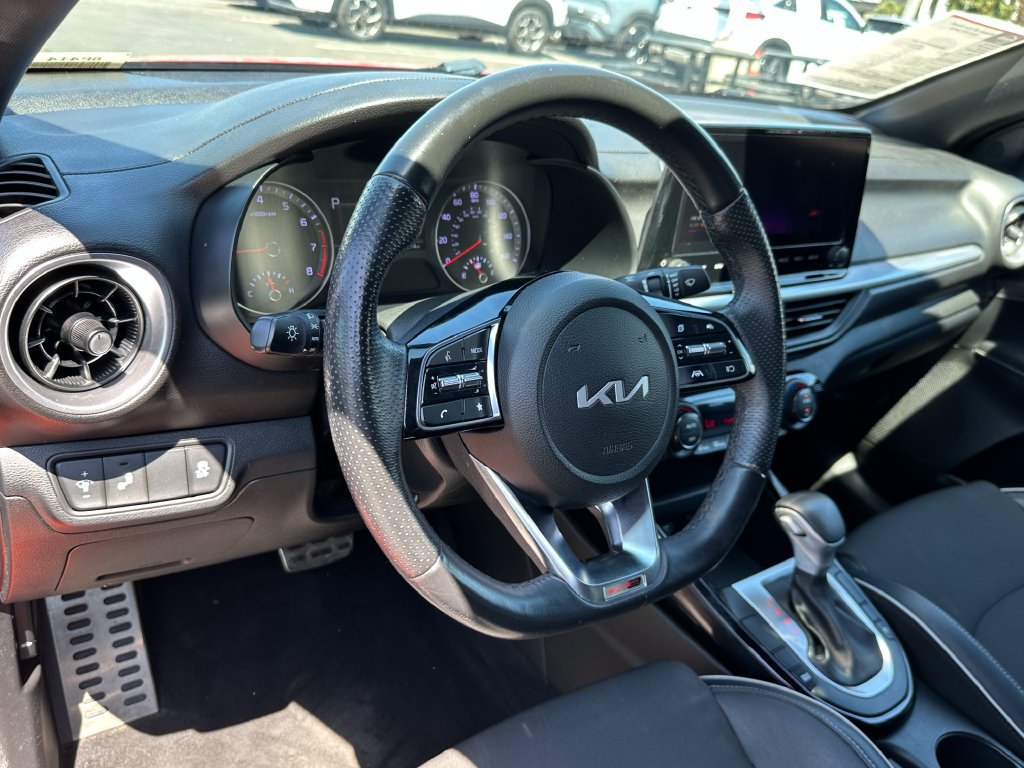 Used 2023 Kia Forte GT-Line FWD image 19