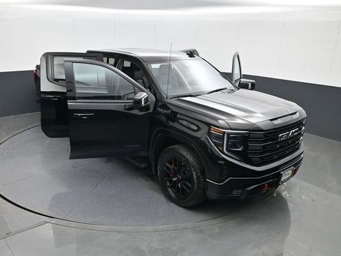 Used 2024 GMC Sierra 1500 Elevation w/ Elevation Premium Package image 29