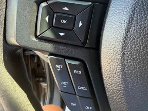 Used 2018 Ford F150 XL w/ Equipment Group 101A Mid AWD/4WD image 14