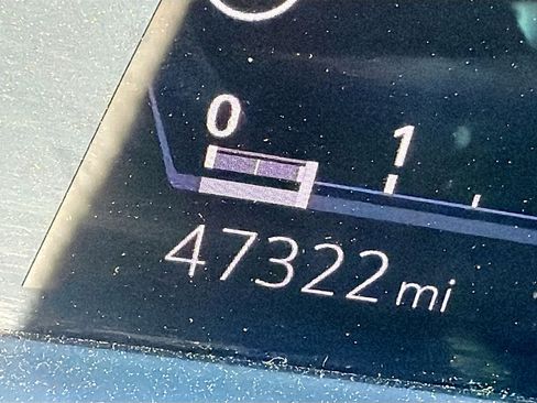 Used 2023 Cadillac Escalade Premium Luxury image 42