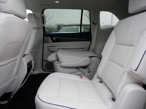 New 2026 Buick Enclave Avenir w/ Super Cruise Package image 5