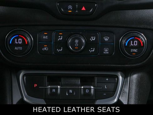 Used 2022 GMC Terrain SLT w/ LPO, Floor Liner Package AWD/4WD image 20