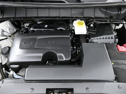 Used 2024 Nissan Pathfinder SL image 22