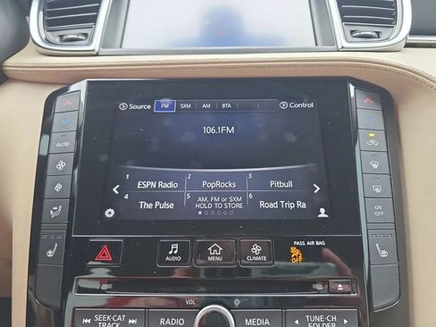 Used 2019 INFINITI QX50 Essential w/ Premium Heat Package AWD/4WD image 32