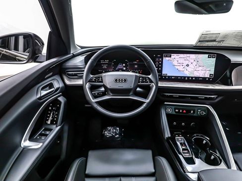 New 2025 Audi Q5 Premium Plus image 4