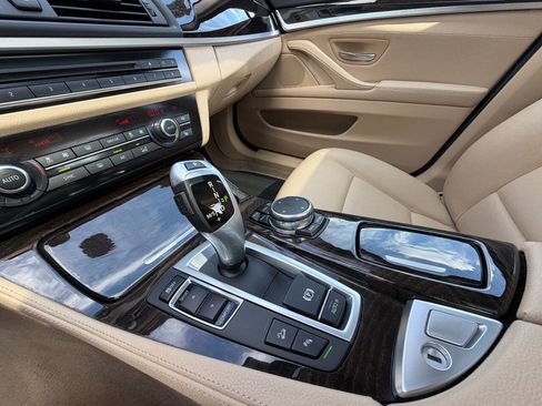 Used 2015 BMW 528i xDrive Sedan AWD/4WD image 25
