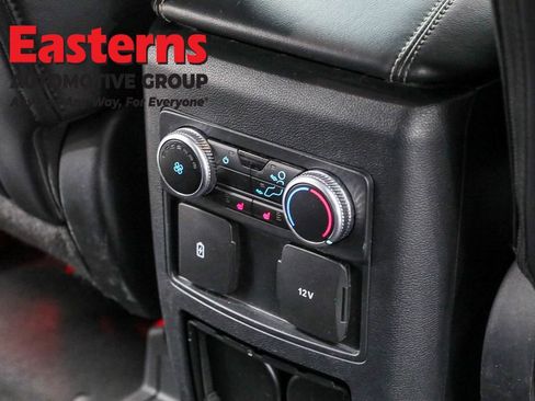 Used 2023 Ford Explorer Limited image 26