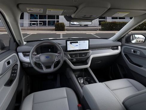 New 2026 Ford Explorer Active w/ Active Comfort Package RWD image 9