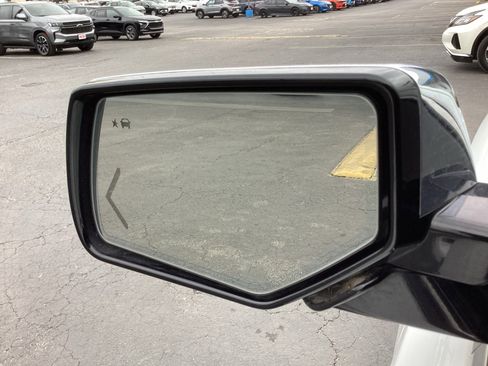 Used 2019 Chevrolet Suburban Premier image 38