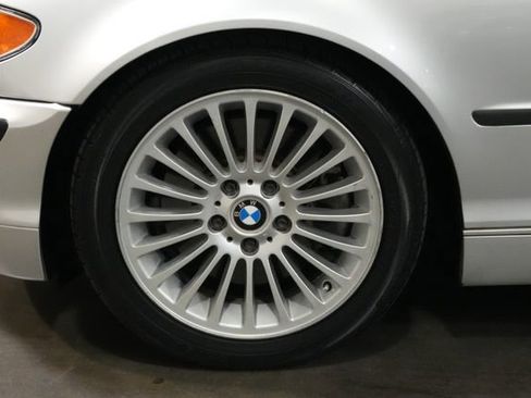 Used 2003 BMW 330i Sedan RWD image 10