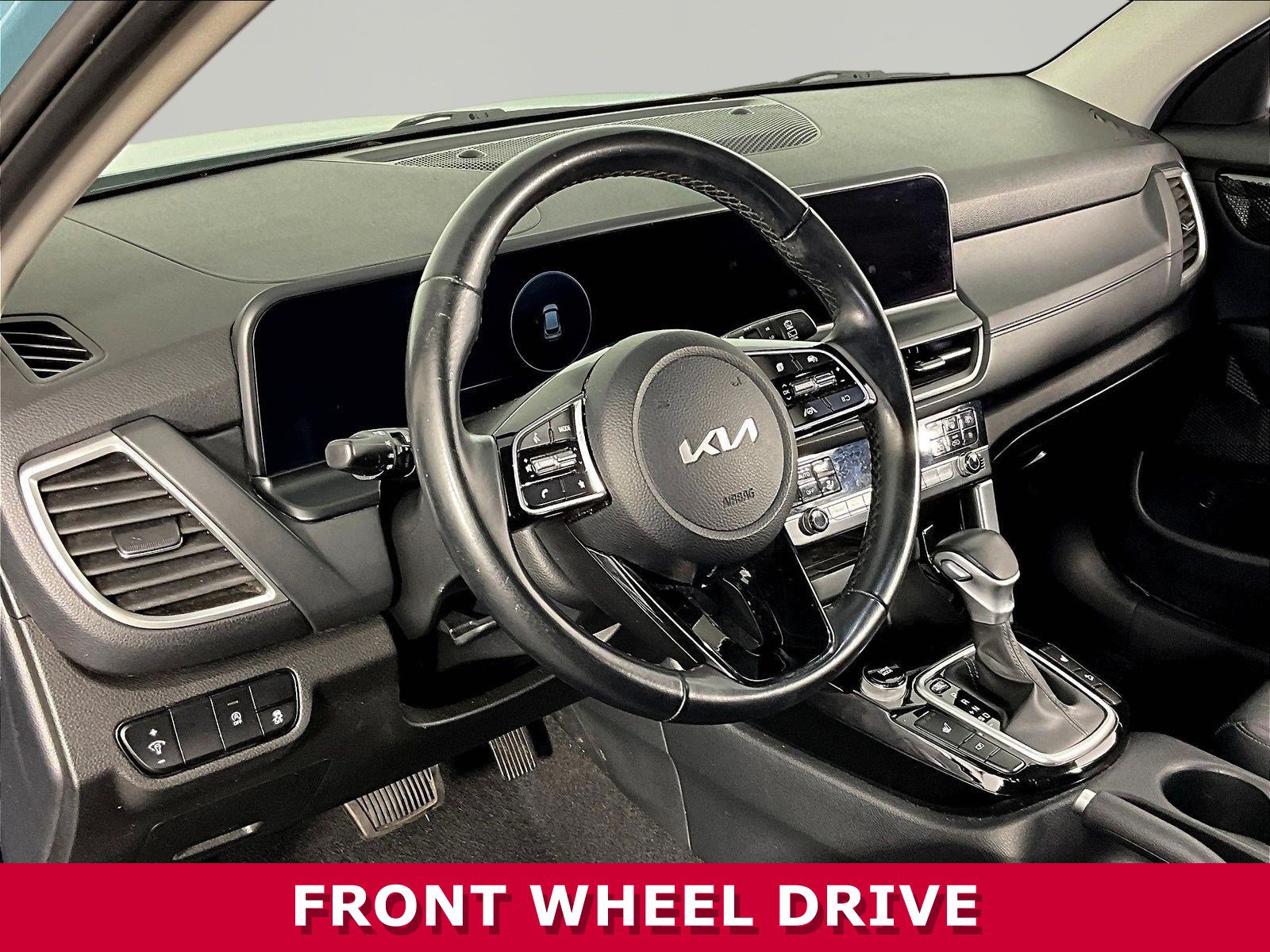 Used 2024 Kia Seltos EX FWD image 16