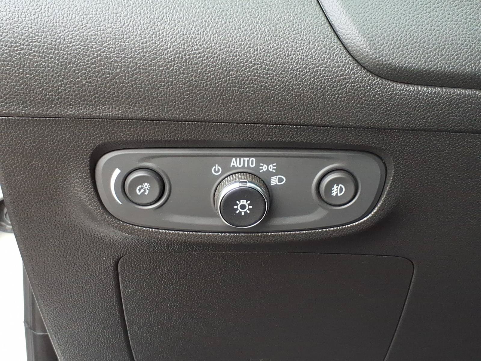 Certified 2023 Buick Encore GX Essence w/ Experience Buick Package AWD/4WD image 16