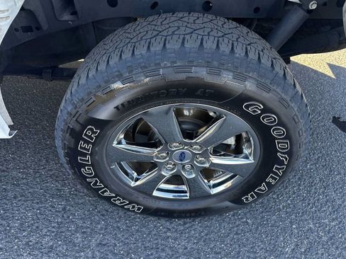 Used 2020 Ford F150 XLT w/ Equipment Group 302A Luxury AWD/4WD image 10
