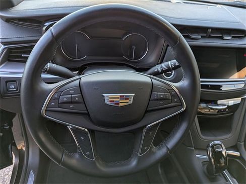 Certified 2023 Cadillac XT5 Luxury image 10