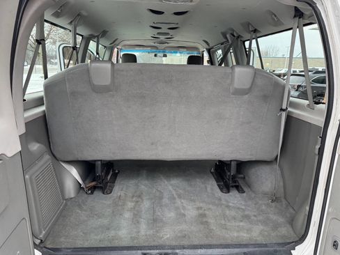 Used 2012 Ford E-150 and Econoline 150 Wagon image 29