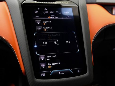 Used 2025 Lamborghini Revuelto AWD/4WD image 40