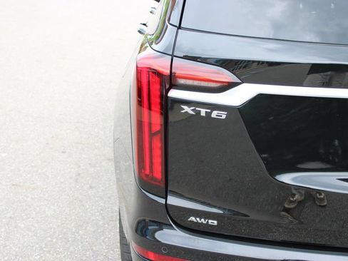 Certified 2021 Cadillac XT6 Premium Luxury AWD/4WD image 35