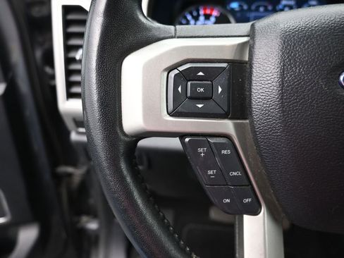 Certified 2021 Ford F250 Lariat w/ Tremor Off-Road Package image 7