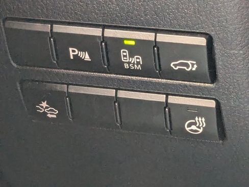 Used 2016 Lexus NX 200t F Sport w/ F Sport Premium Package image 17