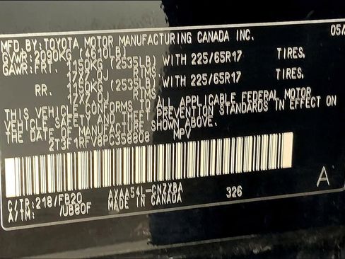 Certified 2023 Toyota RAV4 LE image 31