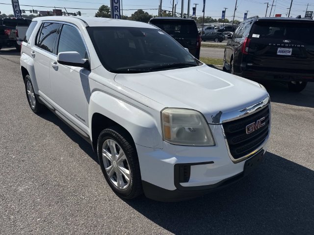 Used 2017 GMC Terrain SLE FWD image 3
