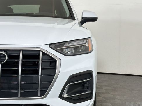 Used 2023 Audi Q5 2.0T Premium w/ Convenience Package AWD/4WD image 11