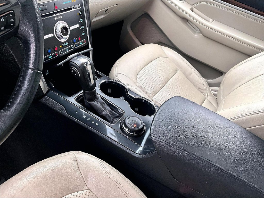 Used 2018 Ford Explorer Limited AWD/4WD image 23