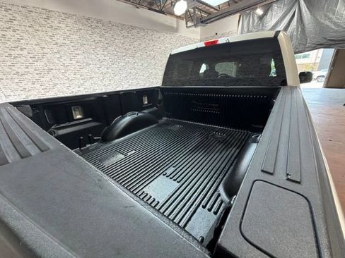 Used 2018 Ford F150 XLT w/ Equipment Group 302A Luxury AWD/4WD image 13
