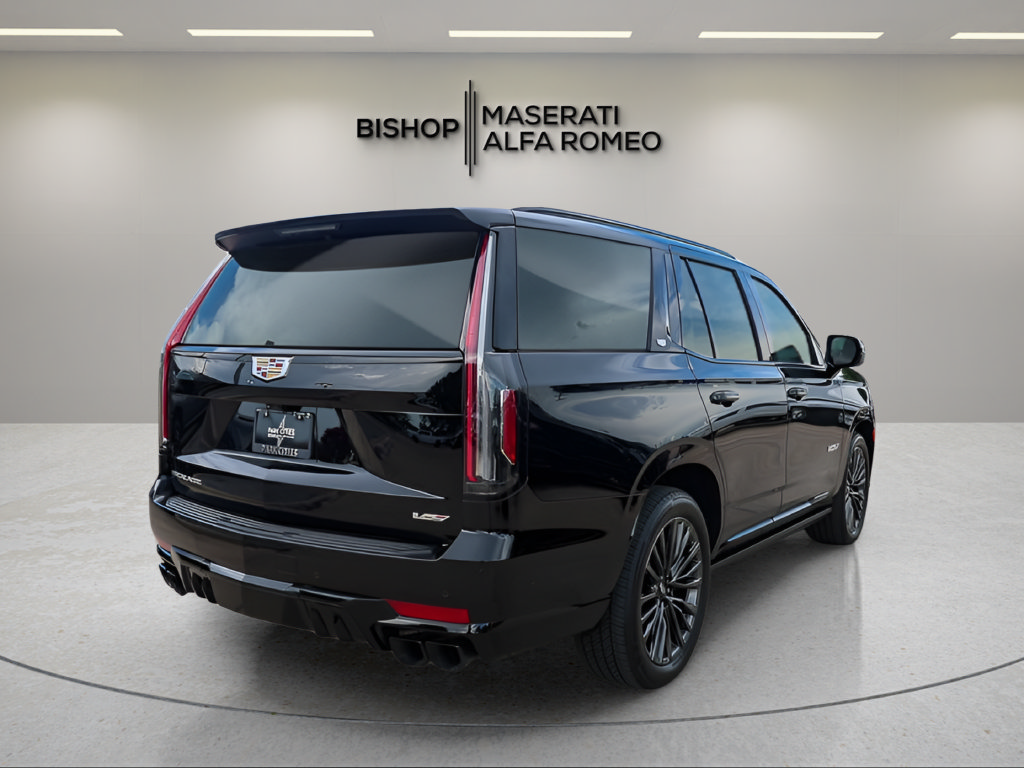Used 2024 Cadillac Escalade V AWD/4WD image 5