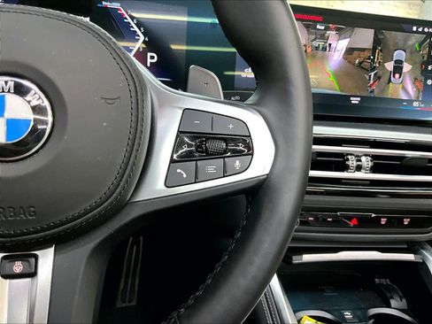 Used 2024 BMW M440i Convertible w/ Premium Package RWD image 21