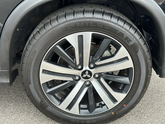Used 2025 Mitsubishi Outlander Sport AWD image 30
