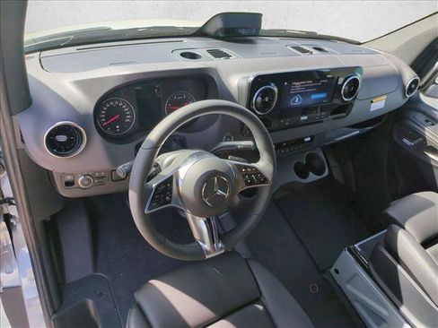 New 2026 Mercedes-Benz Sprinter 2500 image 3