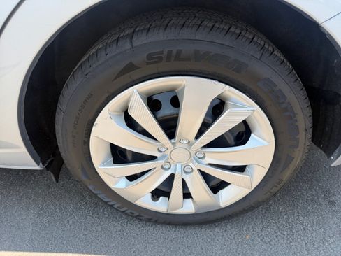 Used 2018 Subaru Impreza 2.0i AWD/4WD image 25