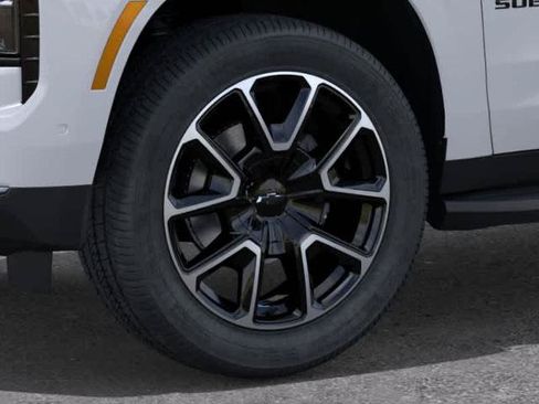 New 2026 Chevrolet Suburban RST w/ Comfort Package AWD/4WD image 9