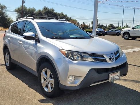 Used 2014 Toyota RAV4 XLE image 1
