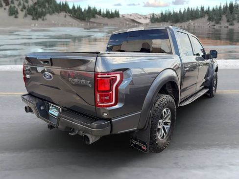 Used 2017 Ford F150 Raptor w/ Equipment Group 802A Luxury AWD/4WD image 3