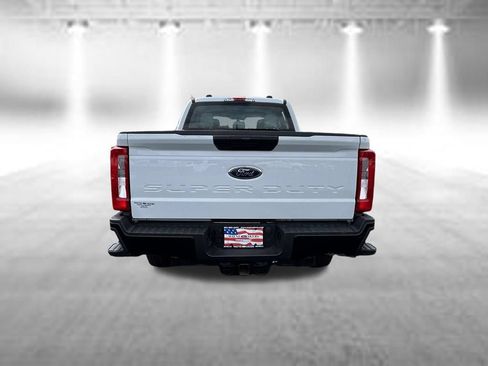 Certified 2026 Ford F250 XL AWD/4WD image 5