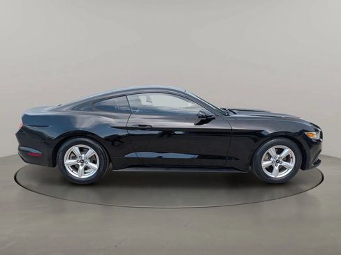 Used 2016 Ford Mustang Coupe RWD image 6