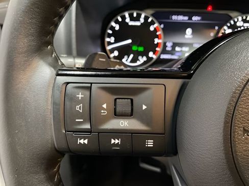 Certified 2023 Nissan Rogue SV w/ SV Premium B Package AWD/4WD image 14