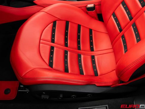 Used 2021 Ferrari F8 Tributo RWD image 55
