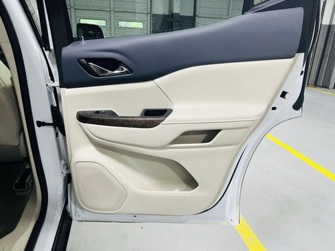Used 2021 GMC Acadia Denali image 34