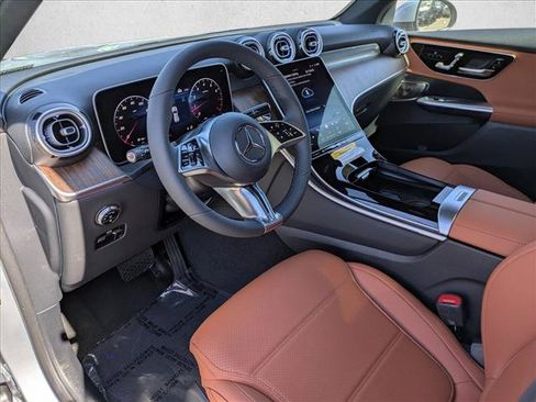 New 2026 Mercedes-Benz GLC 300 image 2