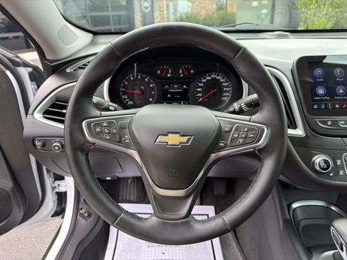 Used 2024 Chevrolet Malibu LT w/ Sport Edition FWD image 13