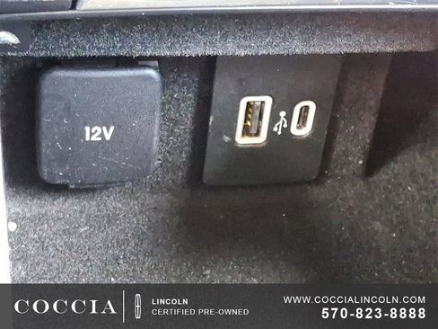 Used 2022 Lincoln Corsair AWD w/ Equipment Group 101A image 25