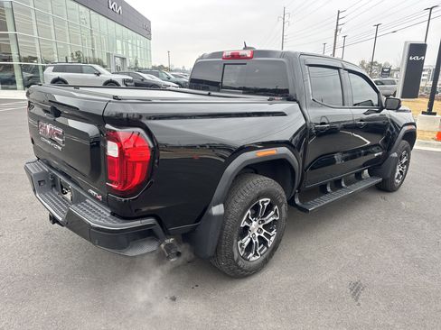 Used 2024 GMC Canyon AT4 w/ AT4 Premium Package image 7