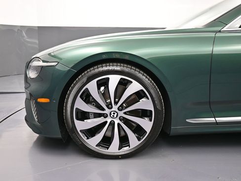 New 2026 Bentley Continental GTC AWD/4WD image 12
