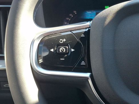 Certified 2025 Volvo S60 T8 Ultra image 23